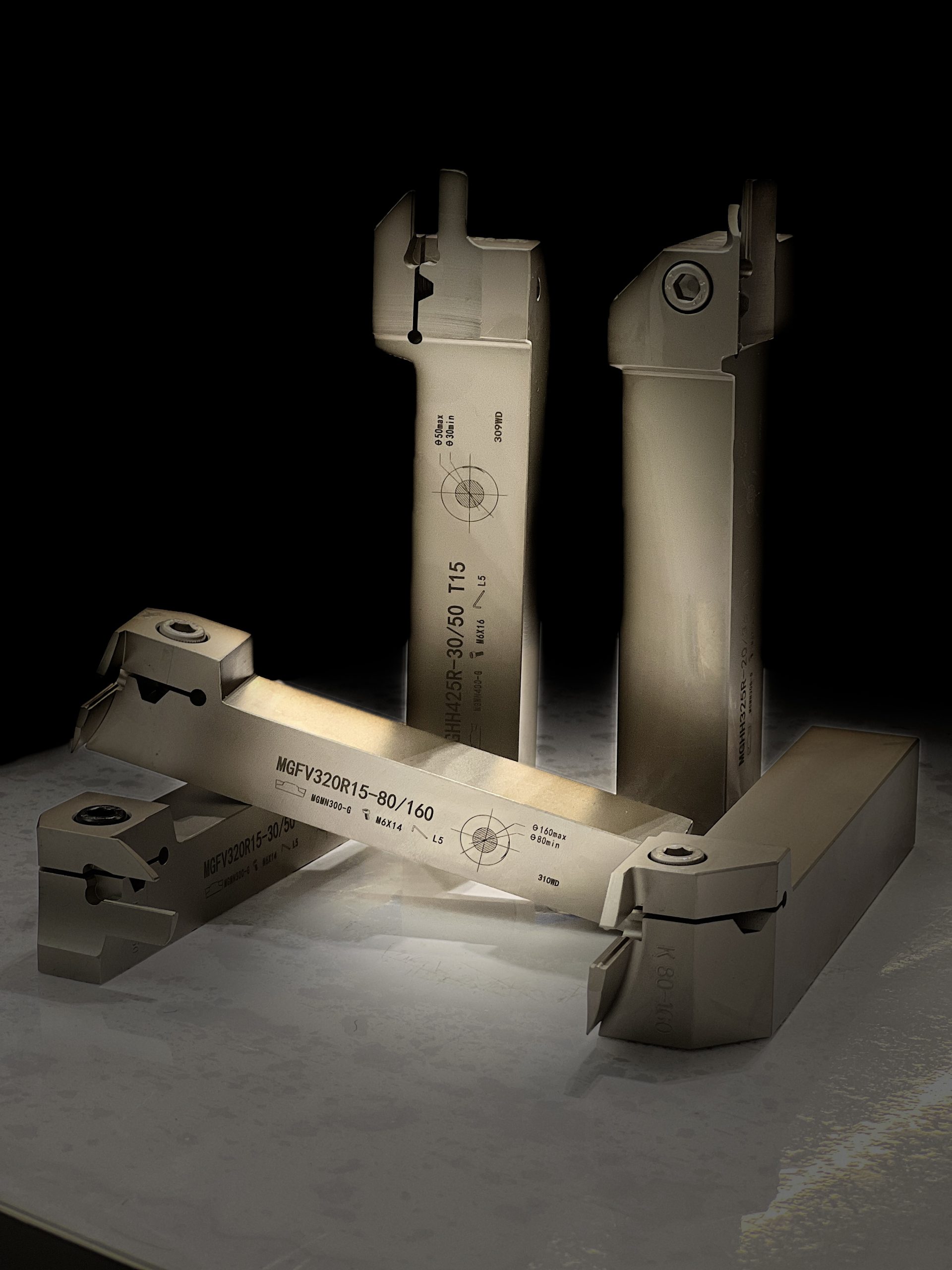 هلدرهای پیشانی به صورت مستقیم و نود درجه در سایزهای مختلف و اینسرتهای متنوع